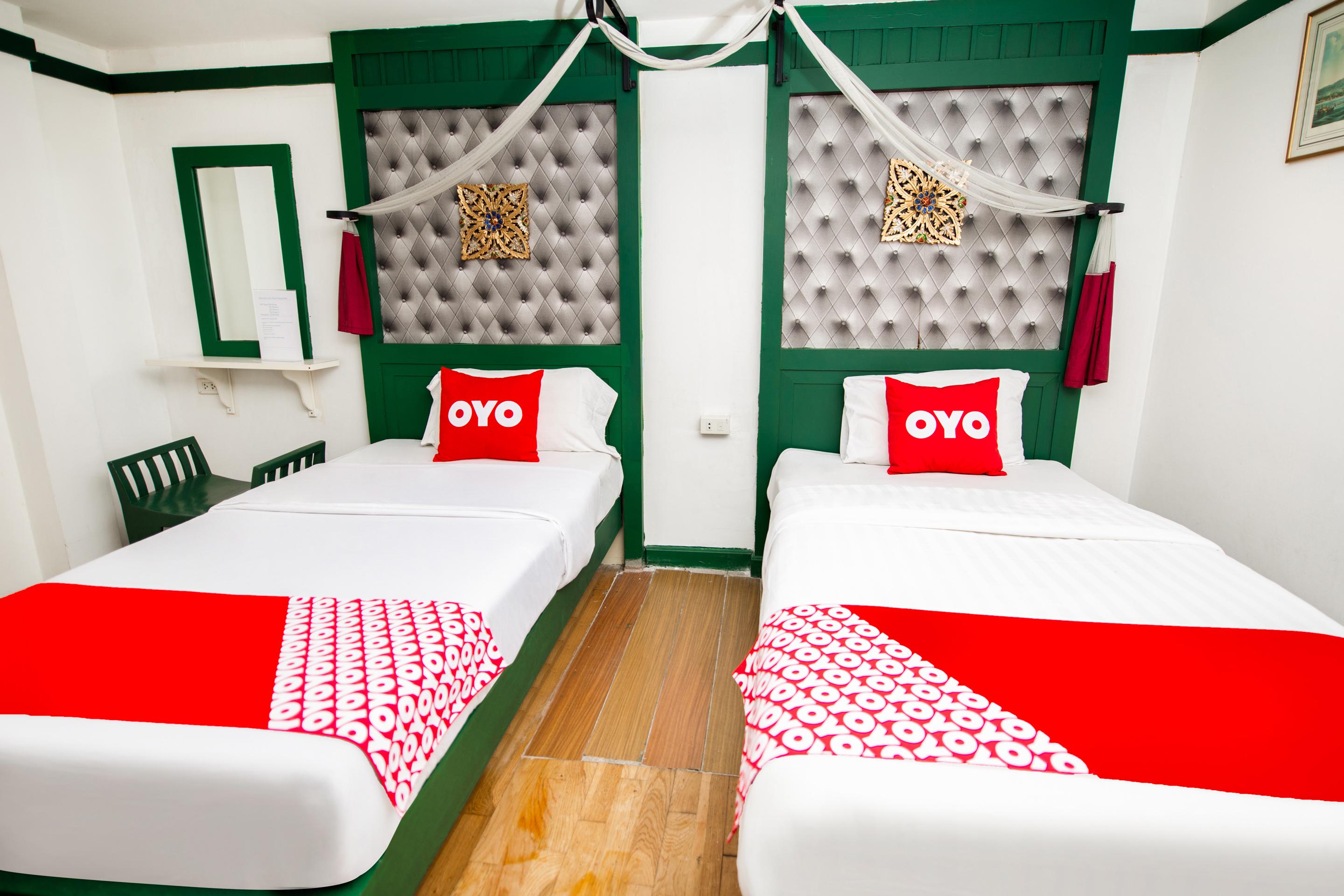 Oyo 255 The Ocean Hotel Patong Exterior photo