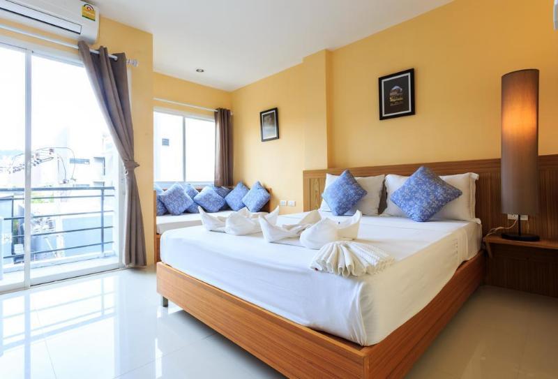Oyo 255 The Ocean Hotel Patong Exterior photo