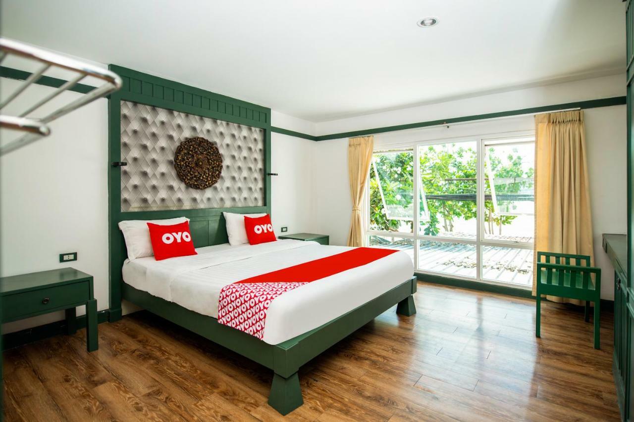 Oyo 255 The Ocean Hotel Patong Exterior photo